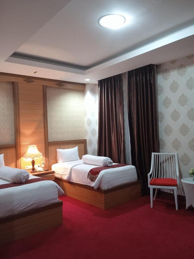 Grand Buana Lestari Hotel بادانج المظهر الخارجي الصورة
