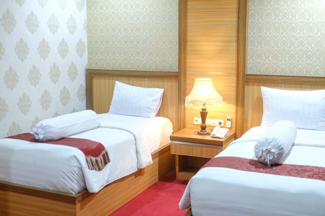 Grand Buana Lestari Hotel بادانج المظهر الخارجي الصورة